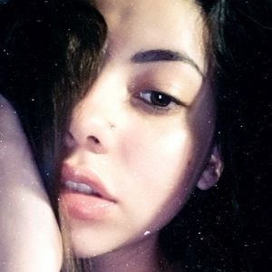 Meet your Posher, Rhea